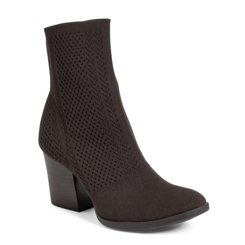 BORN Meggs Brown Sock Boots Pull- On Block Heel Booties Size 10